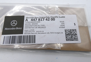 Schriftzug 111 V-Klasse W447. *A4478174200* Original Mercedes-Benz-4 4