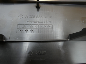 Original Mercedes-Benz Kennzeichenträger vorne. C-Klasse W205-4 3