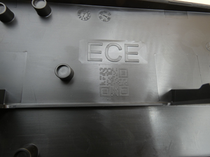 Original Mercedes-Benz Kennzeichenträger vorne. C-Klasse W205-6 5