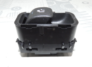 Original Mercedes-Benz Schalterblock AHK im Heckdeckel. CLA, GLE, GLS, GLA-4 3