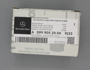 Original Mercedes-Benz Schalterfeld-Lenkrad. CLA-A-E-B-GLA-7 6