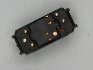 Original Mercedes-Benz Schalter-Fensterheber, links. W124, W126, W201, W463-4 3