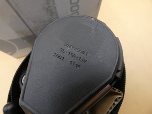 Original Mercedes-Benz Sicherheitsgurt links, ohne Gurtstraffer. Actros, Atego, Axor-4 3