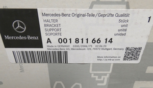 Original Mercedes-Benz Halter, Spiegel rechts. Sprinter W901, 902, 903, 904, 905-10 9