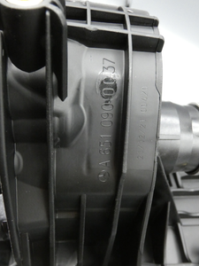 Ladeluftverteiler mit Klappensteller(CLA, GLA, SLK, A, ML, GLE, GLK) A65109000-16 10