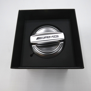 Tankdeckel-Benzin. Mit AMG-Schriftzug *A0004703201* Original Mercedes-Benz-6 6