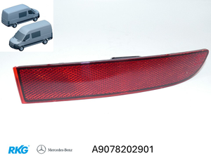 Reflexstrahler rechts. Sprinter W907. *A9078202901* Original Mercedes-Benz-1 1