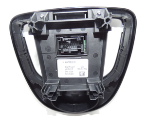 Steuergerät Audio/Command Bedieneinheit TPAD55. V-Klasse 447/448 *A4479002318*-3 3