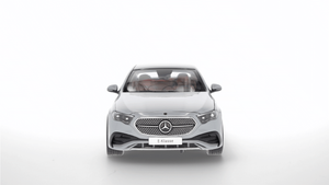 Modellauto Mercedes-Benz E-Klasse W214 - Alpingrau-10 5
