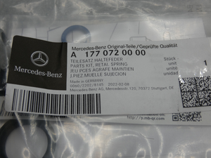Injektor Befestigungssatz. CLA, GLA, GLE, GL, GLS, SLK *A1770720000* Original MB-12 6