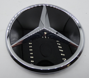Stern an Heckdeckel, Obsidianschwarz. *A09981085009197* Original Mercedes-Benz-4 3