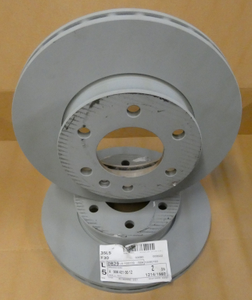 Original Mercedes-Benz Bremsensatz Vorne. Sprinter W906-7 2