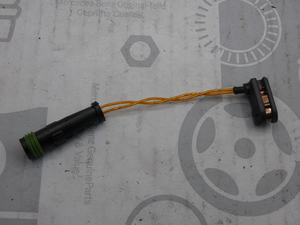 Original Mercedes-Benz Bremsensatz Vorne. Sprinter W906-9 4