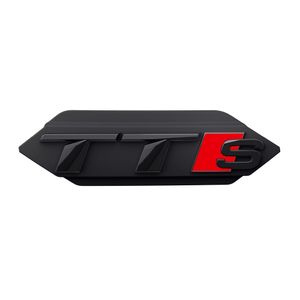 Modellbezeichnung TTS schwarz für die Front 1