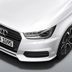 Frontspoilerlippen grundiert, links und rechts 1