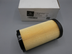 Original Mercedes-Benz Ölfiltereinsatz Lüfterantrieb. Atego, Axor 1