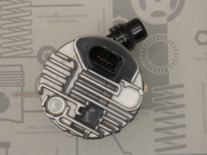 Original Mercedes-Benz Kühlmittelpumpe. AMG GT, CLA-AMG, AMG C63 4