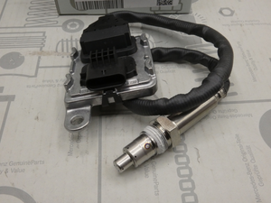 Original Mercedes-Benz NOX Sensor. Sprinter W907, W910 2