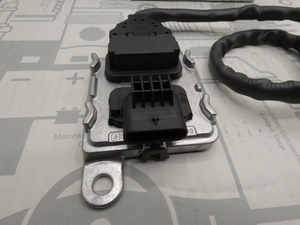 Original Mercedes-Benz NOX Sensor. Sprinter W907, W910 4