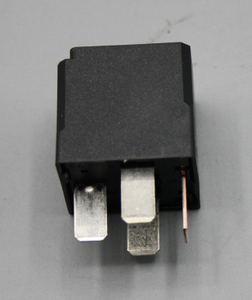 Original Mercedes-Benz Relais 40A. W117, 118, 156, 166, 176, 177, 205, 213, 217, 222, 231, 238, 242, 4