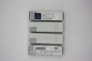 Original Mercedes-Benz Zündkerze (4 Stück) W123, W124, W201, W460, W461 1