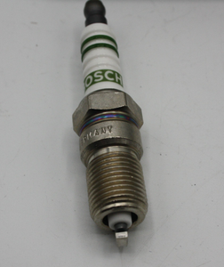 Original Mercedes-Benz Zündkerze (4 Stück) W123, W124, W201, W460, W461 4