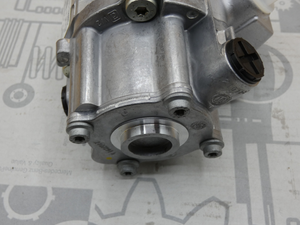 Original Mercedes-Benz Lenkhelfpumpe. Actros 6