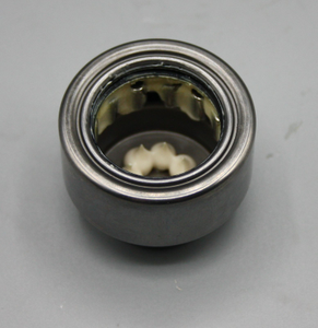 Original Mercedes-Benz Nadellager- Kurbelwelle/Schwungrad. 4