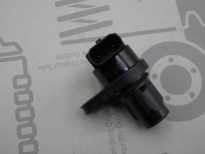 Original Mercedes-Benz Positionssensor Nockenwelle. Atego 4