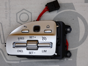 Original Mercedes-Benz Schalterfeld Lenkrad. CLA,GLE,GLS,A 177, C 205…. 3