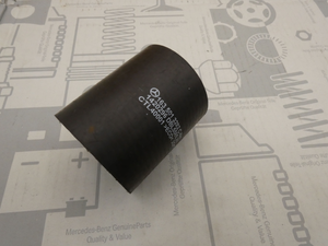 Original Mercedes-Benz Ladeluftschlauch an Drosselklappe. ML270 CDI 1