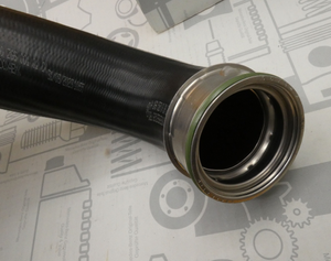 Original Mercedes-Benz Ladeluftschlauch rechts. ML/GLE/GL W166, GLE W292 4