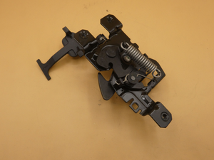 Original Mercedes-Benz Motorhaubenschloss B-Klasse W245 1