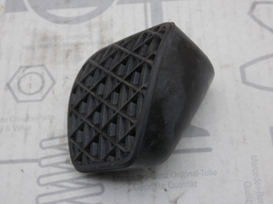Original Mercedes-Benz Pedalgummi. W124, W129, W140, W162, W201, W202,…. 2