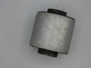 Original Mercedes-Benz Lager, Zugstrebe. AMG W203, W209 4