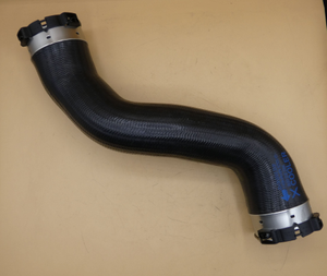 Original Mercedes-Benz Ladeluftschlauch links. GLK X204 2