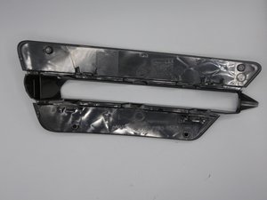 Original Mercedes-Benz Lüftungsgitter links, Stoßfänger vorne. C-Klasse W204 2