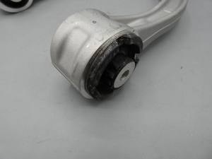 Original Mercedes-Benz Querlenker links oben (W205, W213, W238, W253, W257, W293) 6