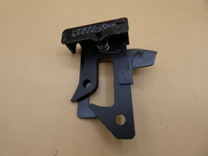 Original Mercedes-Benz Motorhaubensicherung W205, W206, W213, W218, W238, W253, W290 2