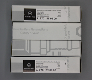 Original Mercedes-Benz Zündkerzen-Satz (4Stück) B180, C180, CLA180 1