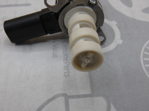 Original Mercedes-Benz Hydraulik Wegeventil Ölpumpe. CLA W117, W118, GLA W156 3