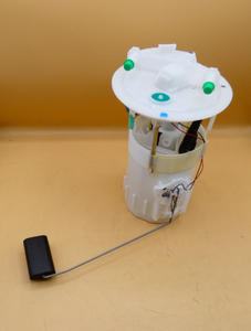 Original Mercedes-Benz Kraftstoffpumpe. Citan W415 4