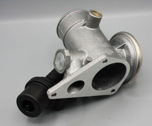 Original Mercedes-Benz Mischgehäuse OM611 (W202, W210) 4