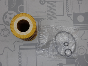 Original Mercedes-Benz Ölfiltereinsatz. AMG C 30 3