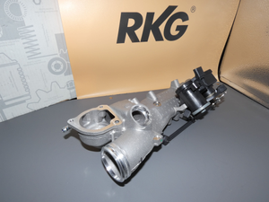 Original Mercedes-Benz Ladeluftkrümmer OM642 (ML W164, C-Klasse 203,204, GLK) 4