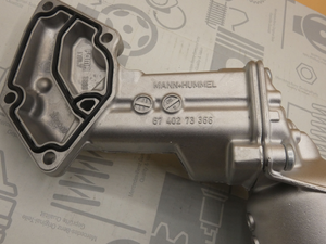 Original Mercedes-Benz Ölfiltergehäuse OM642 4