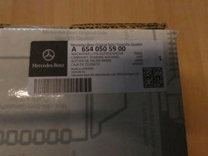 Original Mercedes-Benz Nockenwellenlagergehäuse OM654 6