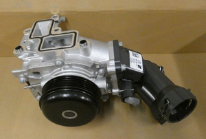 Original Mercedes-Benz Kühlmittelpumpe OM 654 (C-Klasse, E-Klasse, GLC, CLS) 1