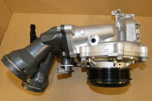 Original Mercedes-Benz Kühlmittelpumpe OM 654 (C-Klasse, E-Klasse, GLC, CLS) 5