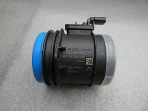 Original Mercedes-Benz Luftmassenmesser. CLA, B-Klasse, GLA, GLB 1